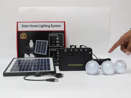 Комплект Solar Home Kit с 3 лампочками, которые одновременно освещают ваш дом и питают ваш телефон в любое время и в любом месте, благодаря сменному аккумулятору.